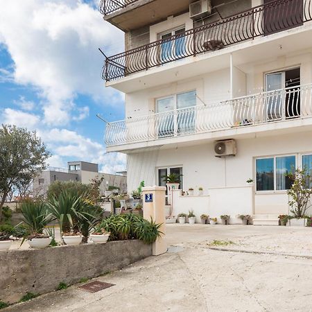 Apartments Sunshine Rays Duće 外观 照片